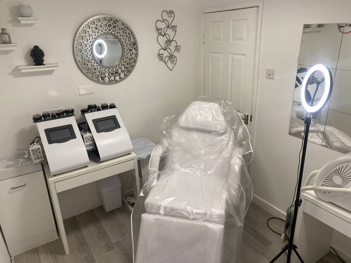  ✨ Award-Winning Liverpool Salon For Sale ✨ Photo 14