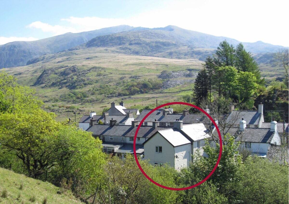 ERYRI (SNOWDONIA NATIONAL PARK) - TRADITIONAL BED & BREAKFAST AND TEAROOMS Photo 14
