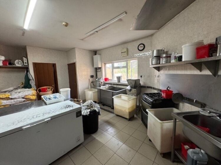 Leasehold Fish & Chip Takeaway Located In Coventry