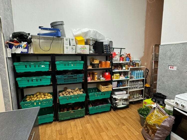 Long Established Fruit & Veg Shop in Castlemilk