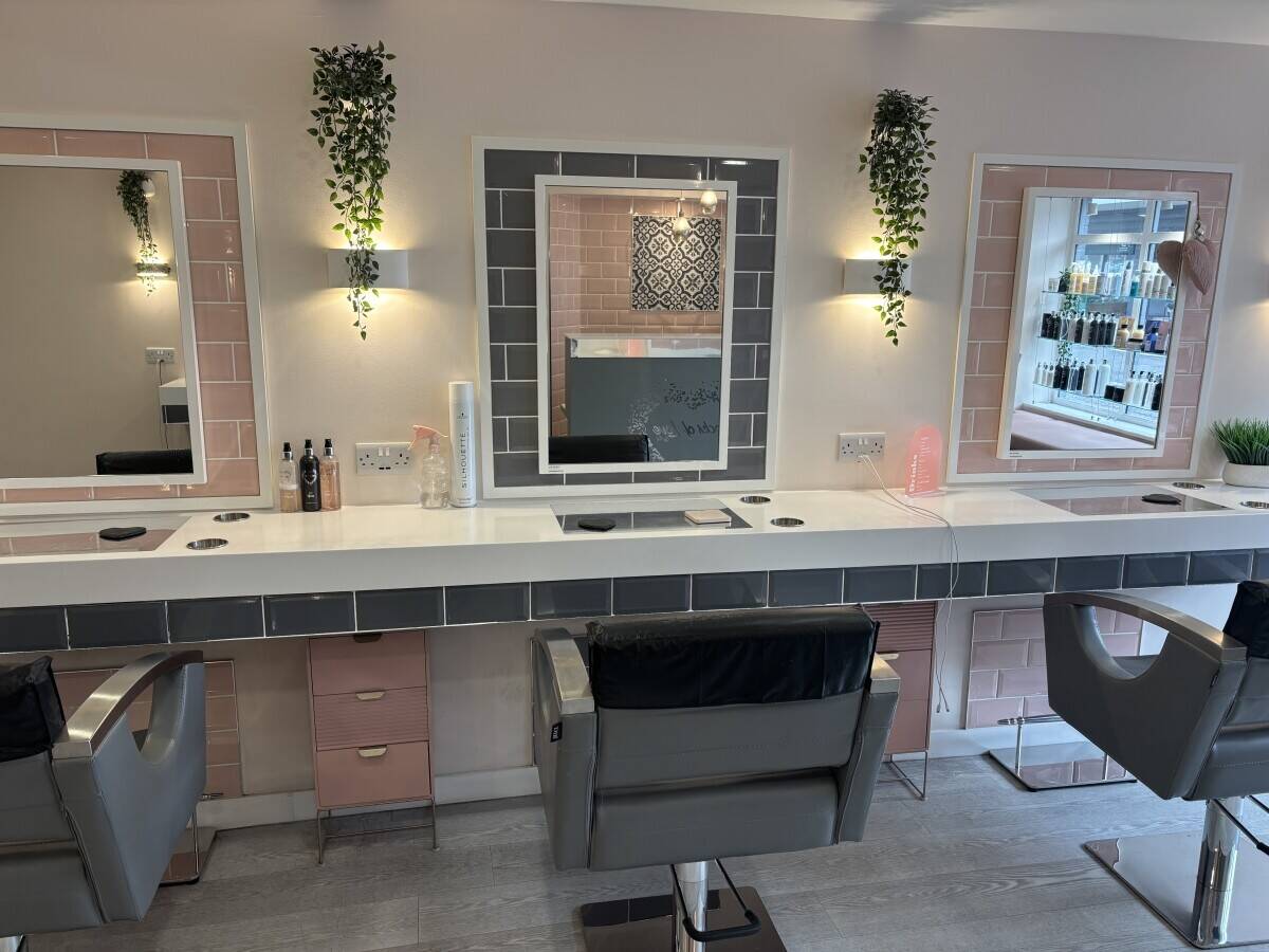 Hair salon for sale in Keynsham Bristol Photo 13