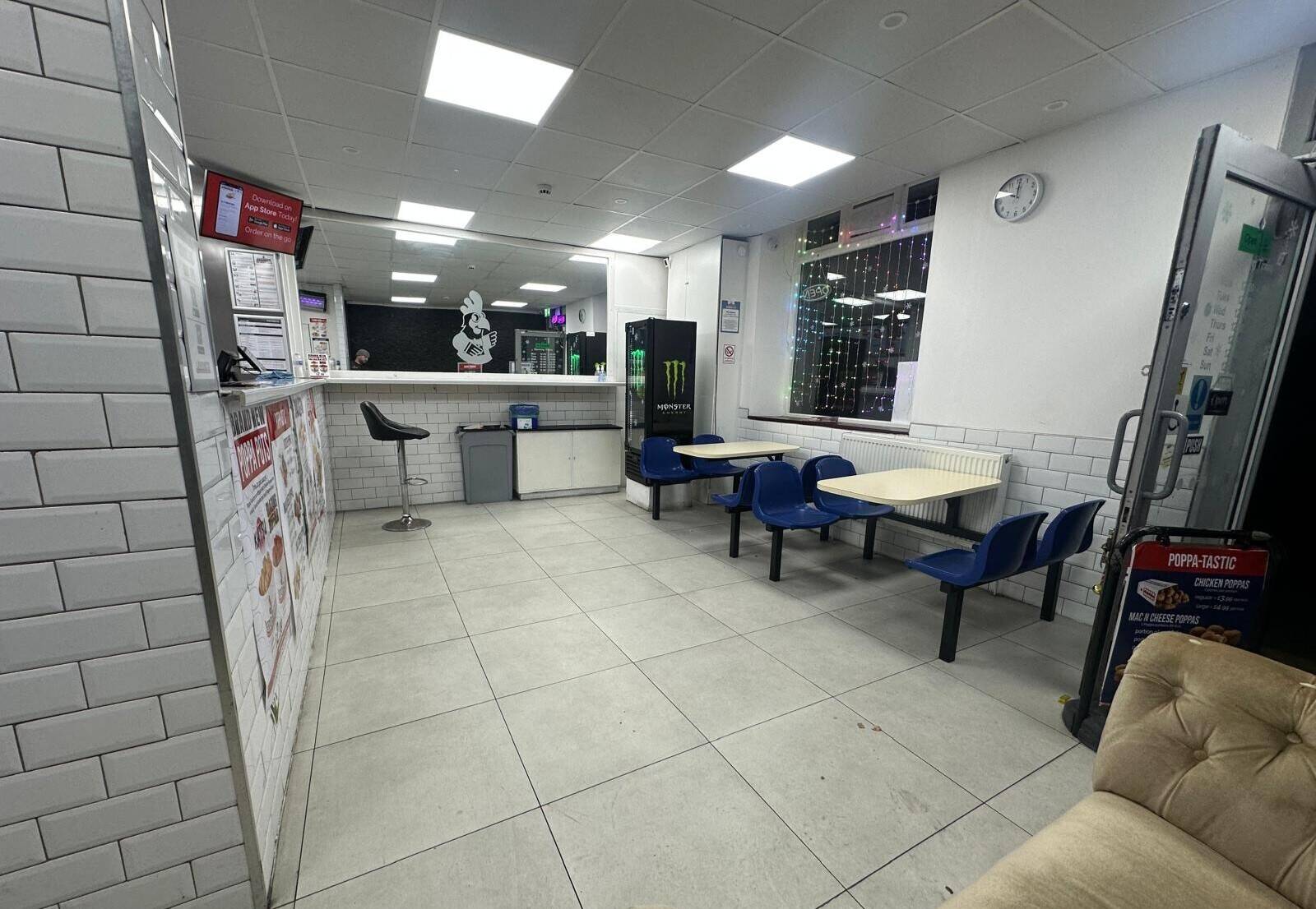 Chiken and Ribs Takeaway for Sale Prime Town Centre Location (South Wales)