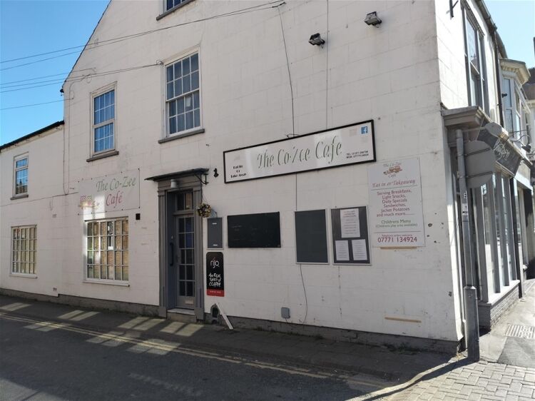 Beauty, Therapy & Tanning For Sale in Driffield Photo 11