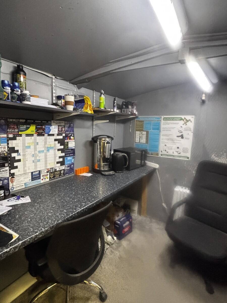 HYDROPONIC SHOP FOR SALE IN NEWCASTLE UPON TYNE