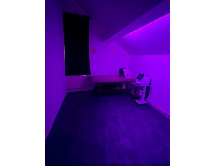 Established Wellness Recovery & Biohacking Centre Photo 14