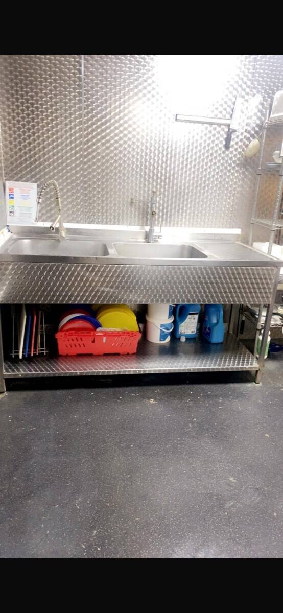 Pizza & Kebab Takeaway Business for sale in Letchworth Garden City Hertfordshire
