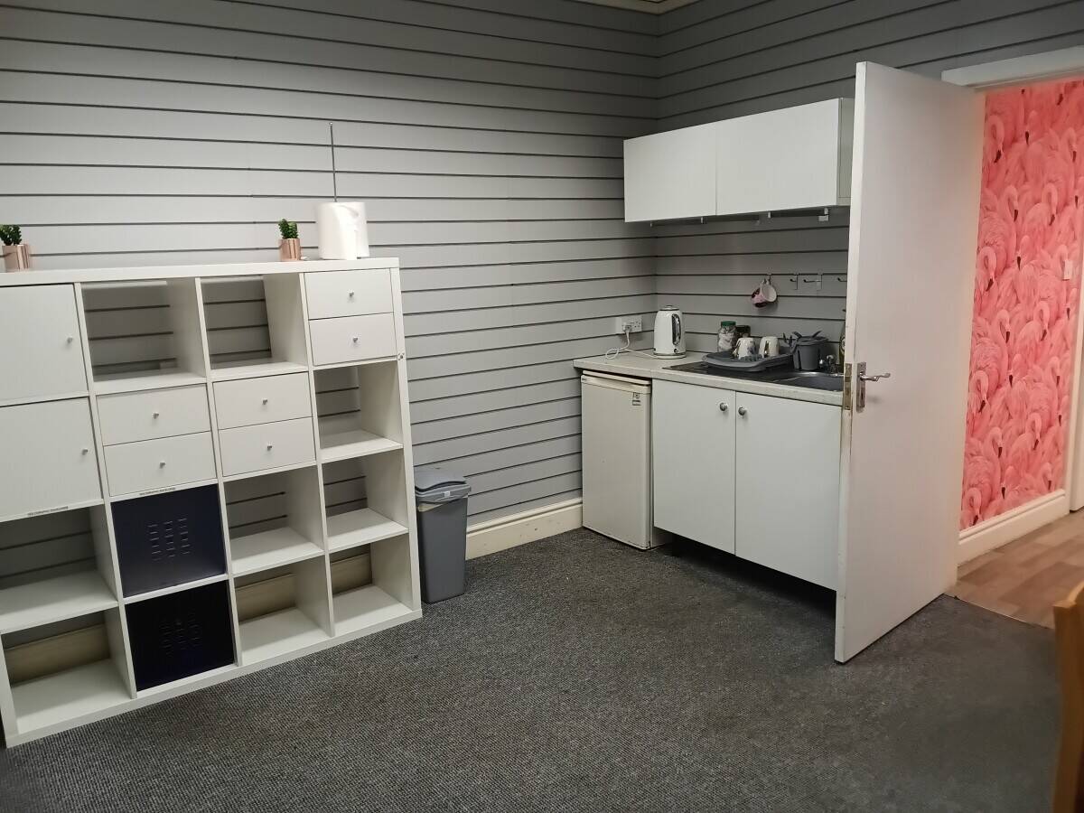Leasehold Profitable Shopfitting Supplies Retail Wholesale Equipment Business Preston For Sale Photo 14