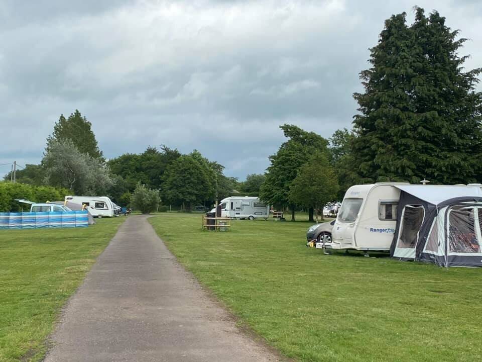 Successful 70 pitch caravan park in Mid Devon Photo 14