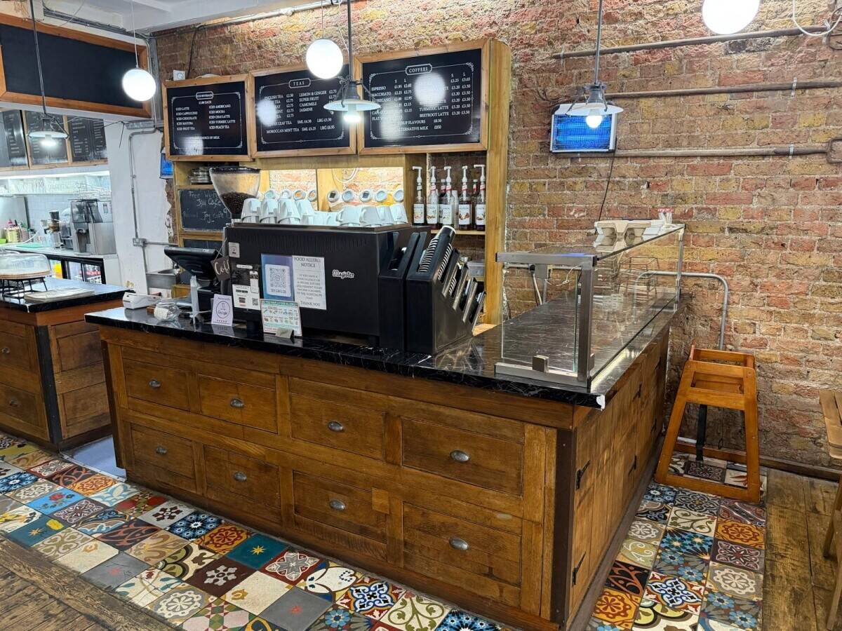 Highly Profitable, cafe and pastry for sale in the heart of Tooting SW LONDON