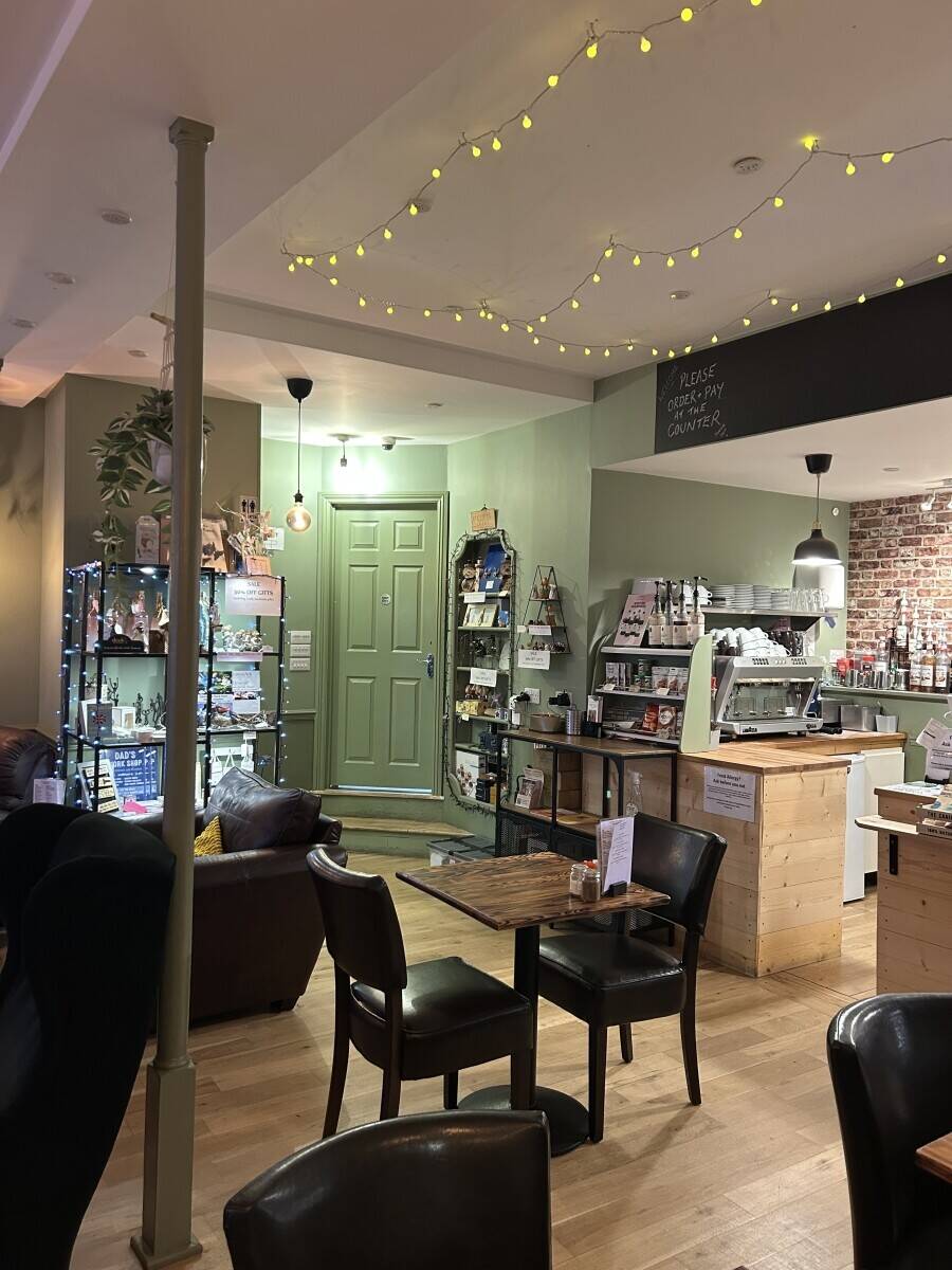 Profitable Coffee Shop &ndash; Tavistock &ndash; Low Hours (9&ndash;4) &ndash; Growth Potential &ndash; &pound;55k