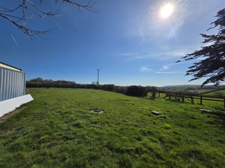 Petrol Filling Station & Motor Trade Business, Launceston, Cornwall For Sale in Launceston