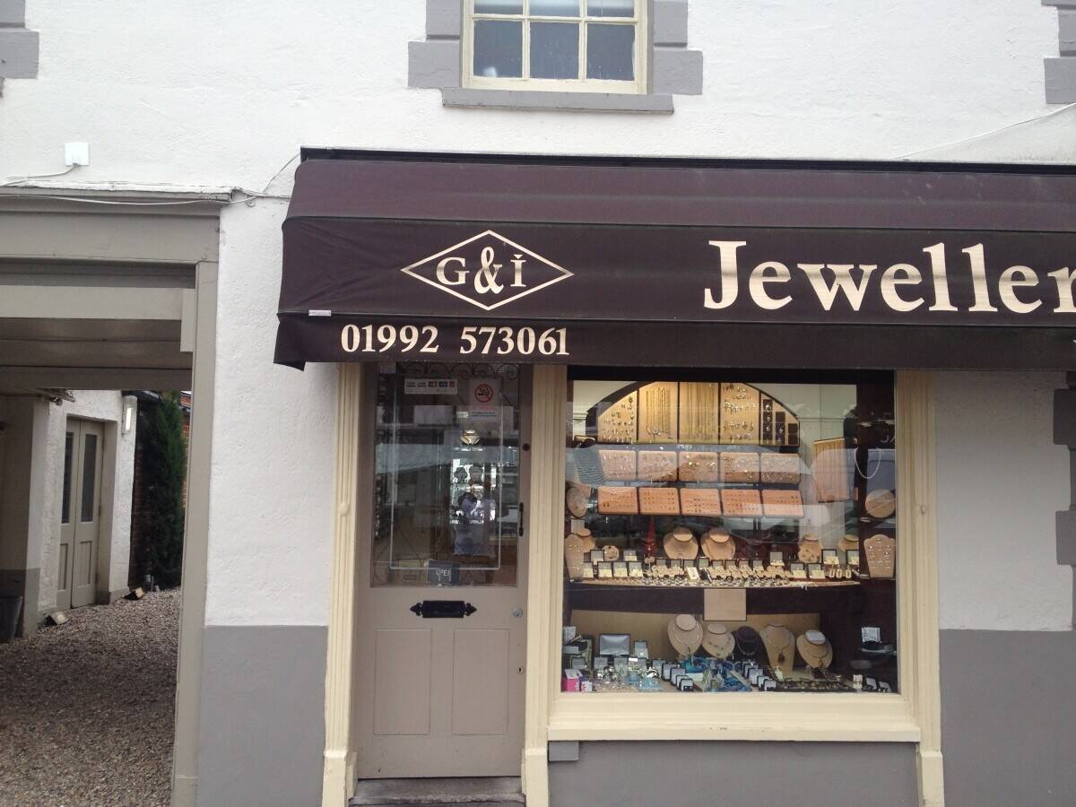 Jewelry Shop for sale in Epping Essex. Photo 14
