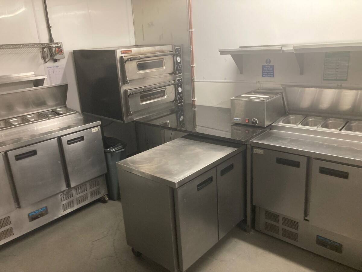 Restaurant to Lease in Prime A21 Location with Extensive Parking