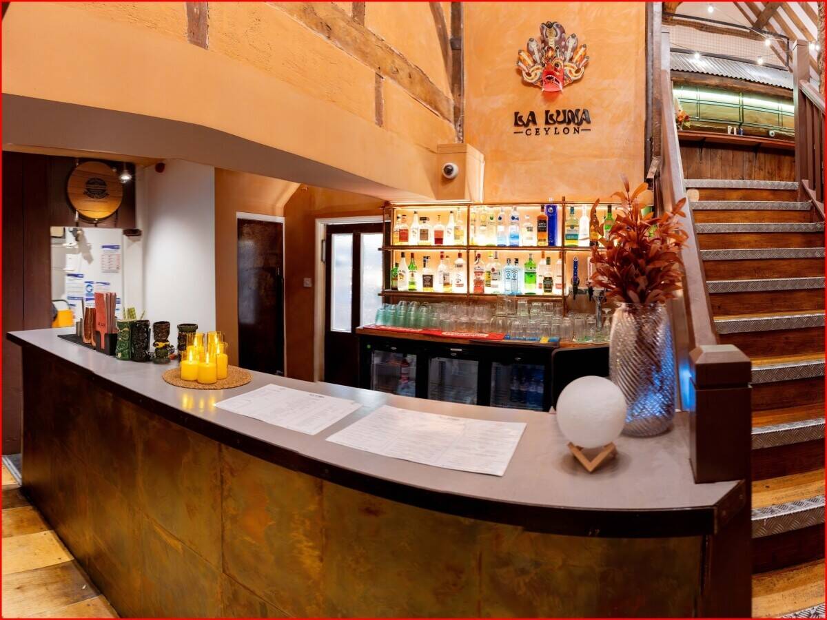 Restaurant & Cocktail Bar for sale in High Wycombe
