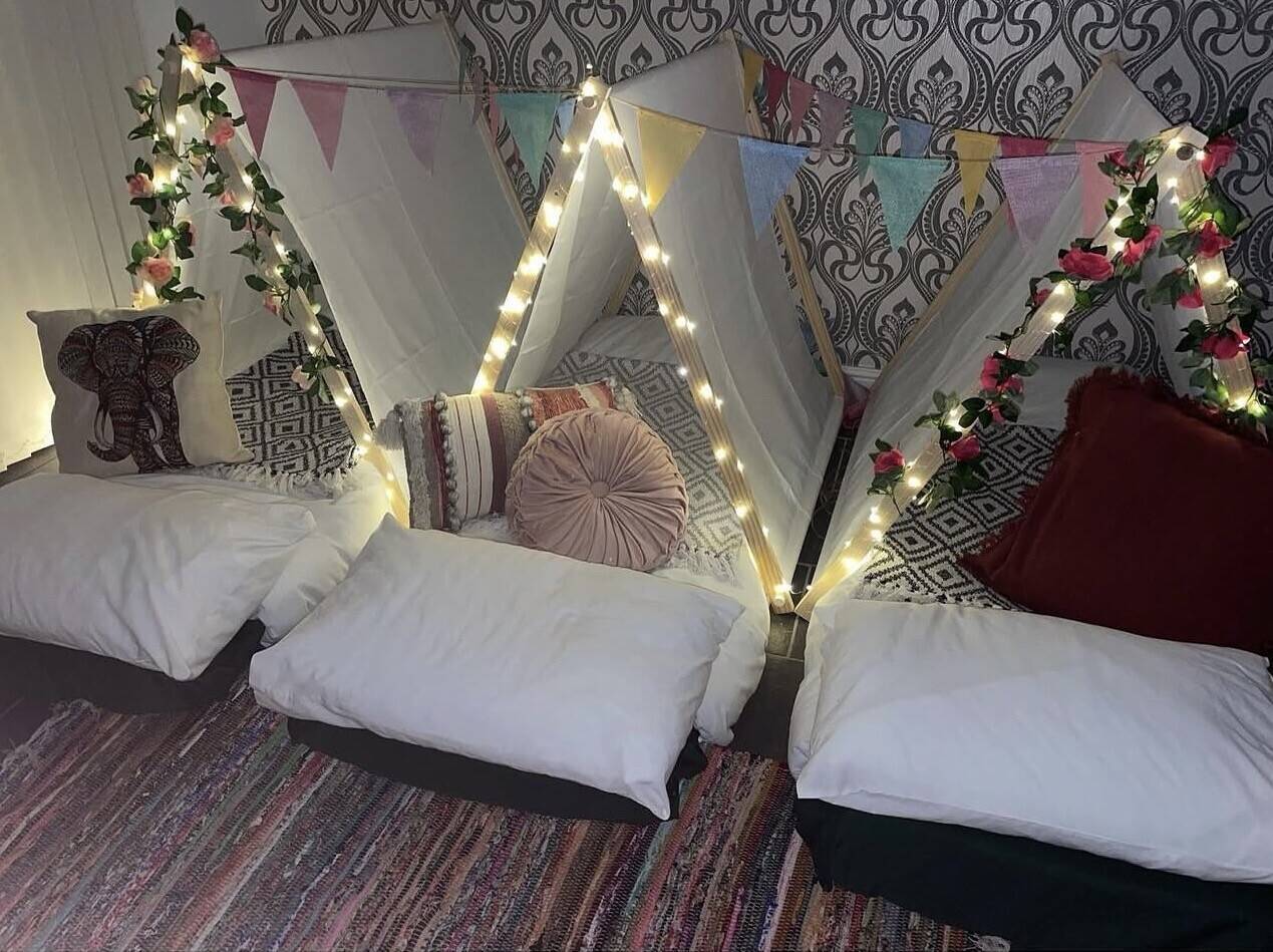 Teepee sleepover business