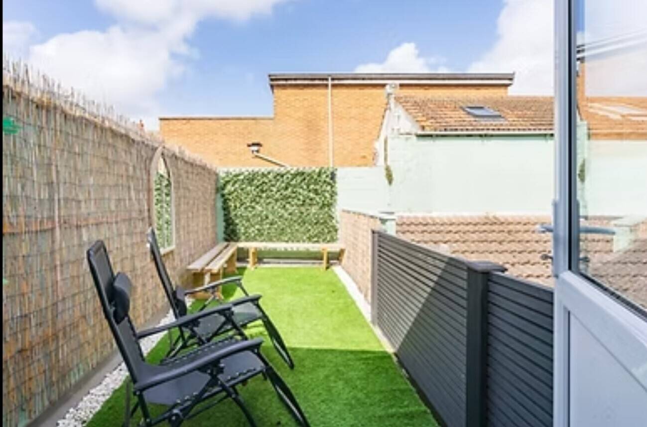 Luxury Holiday Home With Separate Annexe / Owners Accommodation - Flexible Seller