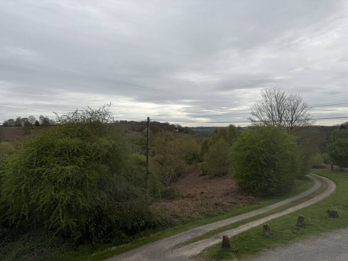 HEREFORDSHIRE/WORCESTERSHIRE BORDER – 16TH CENTURY THATCHED PUB AND RESTAURANT OVERLOOKING OUSTANDIN Photo 9