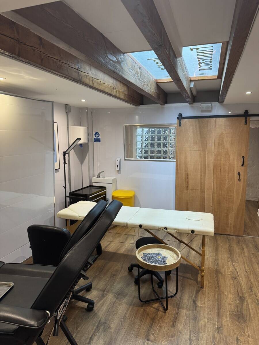 Barbershop For Sale in Finnieston