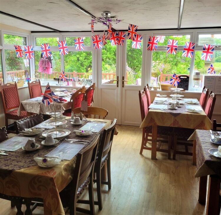 QUAINT TEAROOM Photo 14