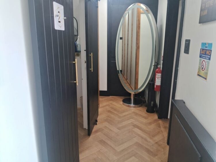 Clipo Glow Tanning Lounge
