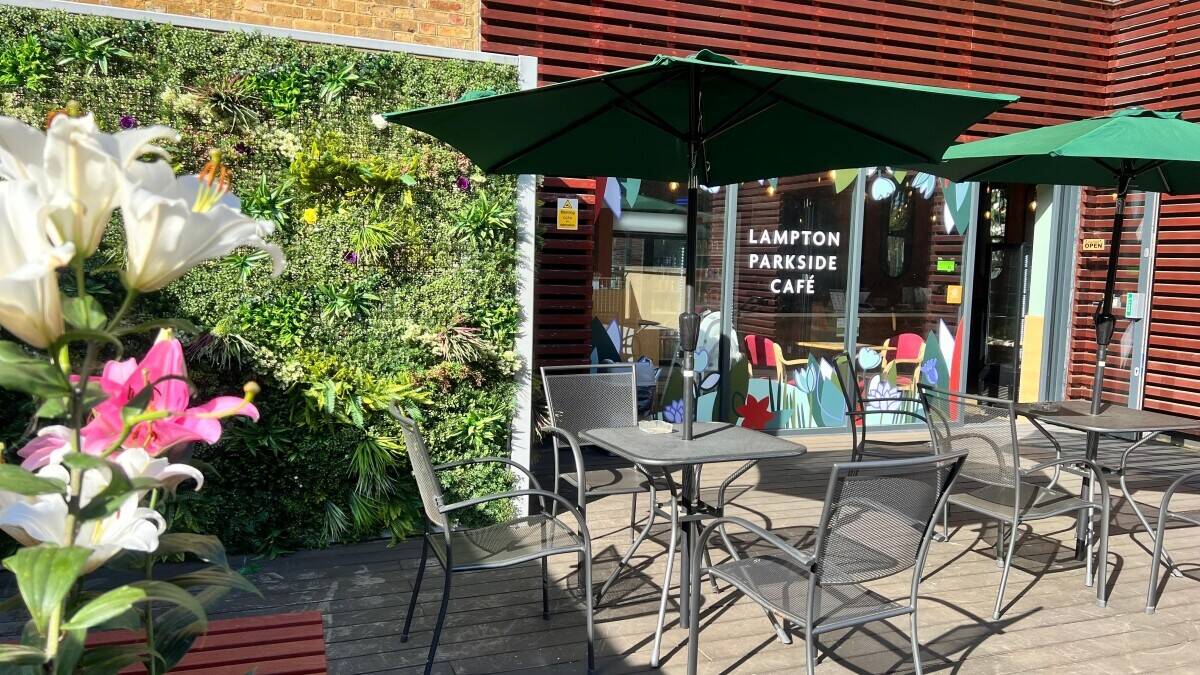 Charming Parkside Cafe, Bar & Event Venue for Sale &ndash; Secure 21-Yr Lease, Full Licence & Turnkey Opportunity Photo 14