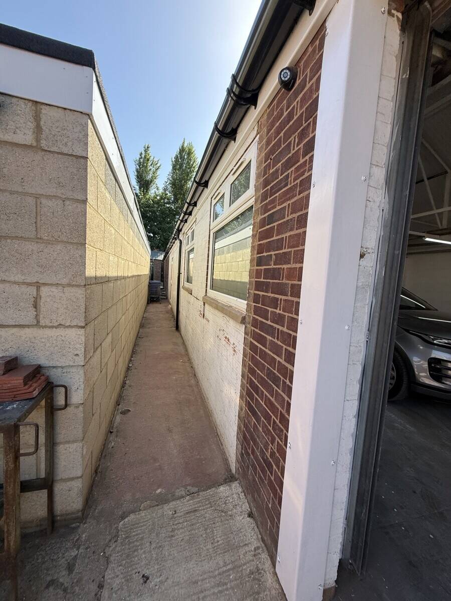 Established Car Bodywork Shop For Sale Lease