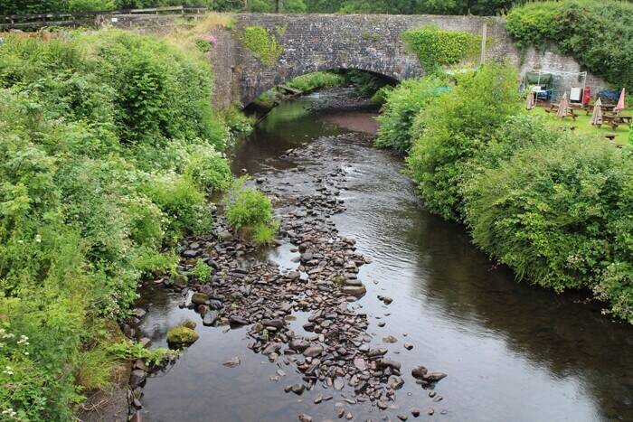 BRECON BEACONS - USK VALLEY CANALSIDE PUB WITH EXCELLENT ACCOMMODATION
