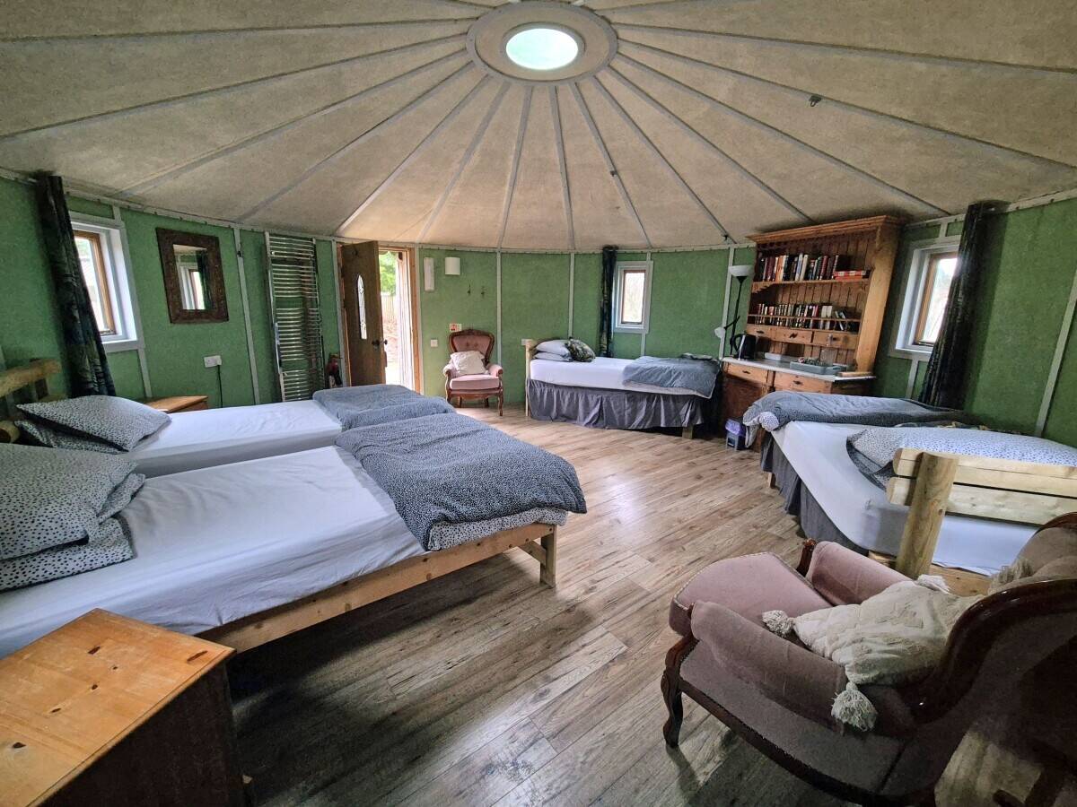 CUMBRIA - HISTORIC PUBLIC HOUSE WITH LOG CABIN AND YURT ACCOMMODATION Photo 14
