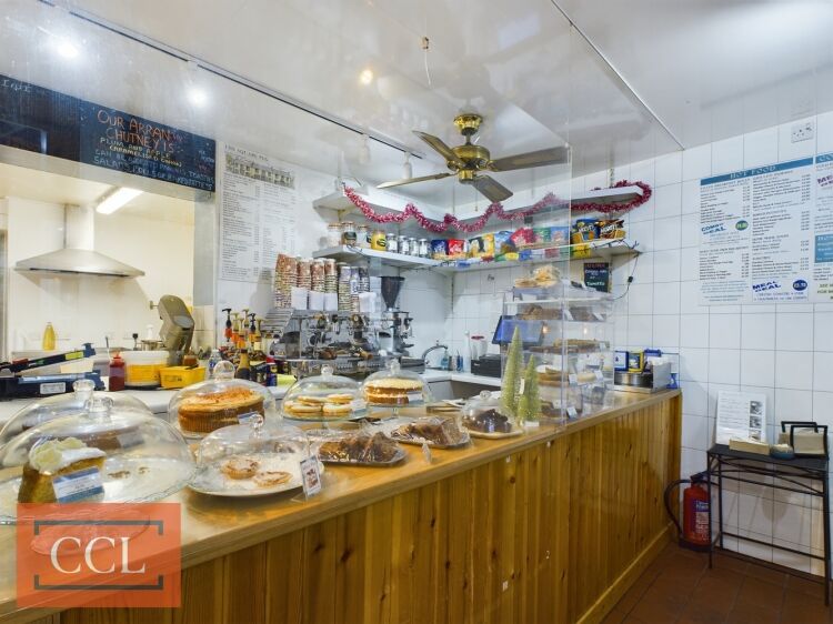 Well-established and diverse retail business. Photo 14
