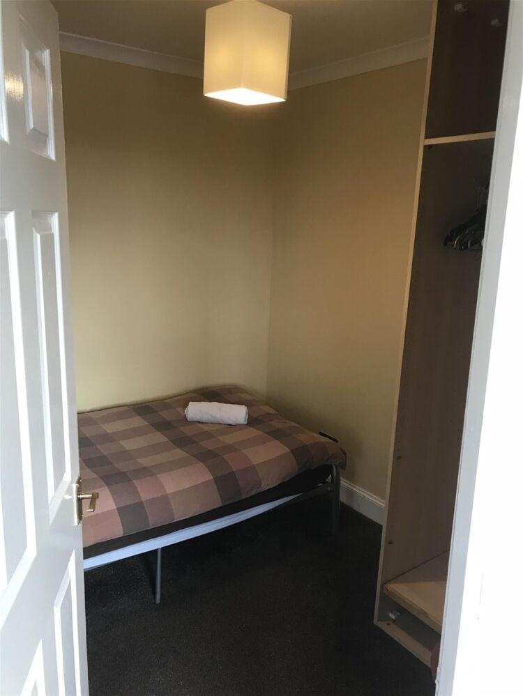 FREEHOLD INVESTMENT OPPORTUNITY Photo 15