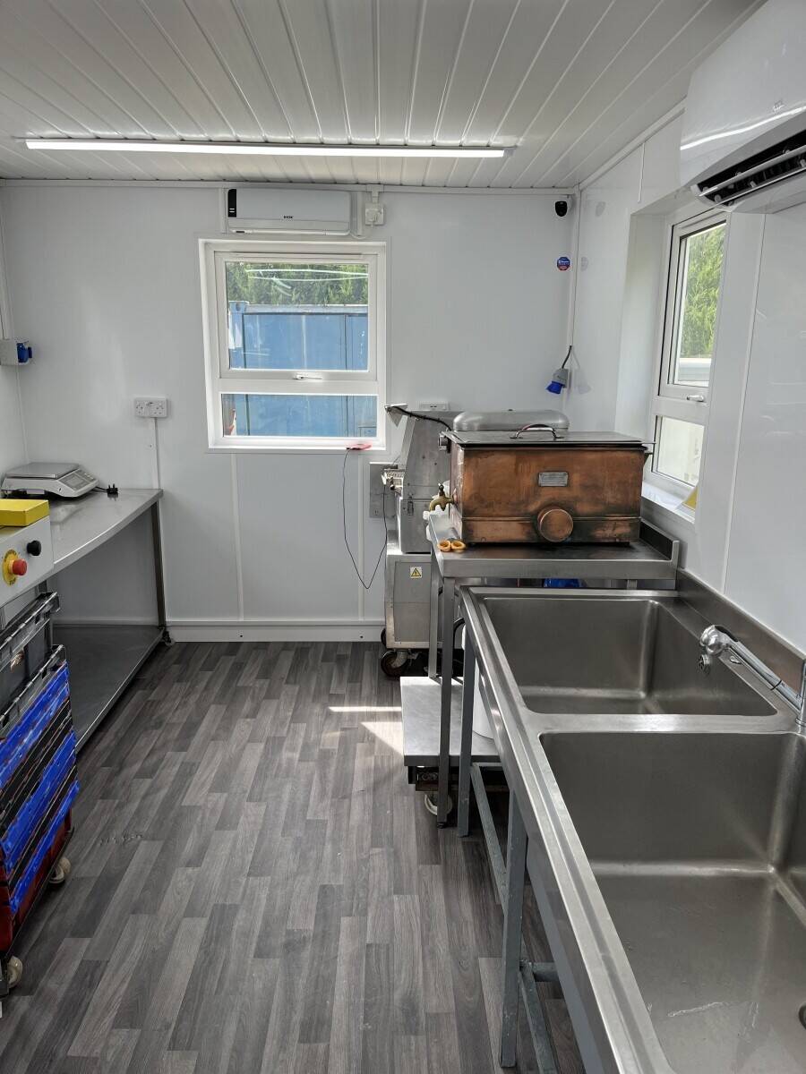Confectionery/bakery manufacturing-Bathgate West Lothian (relocatable ) Photo 15