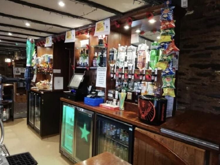 Popular Bistro with Living Accommodation For Sale