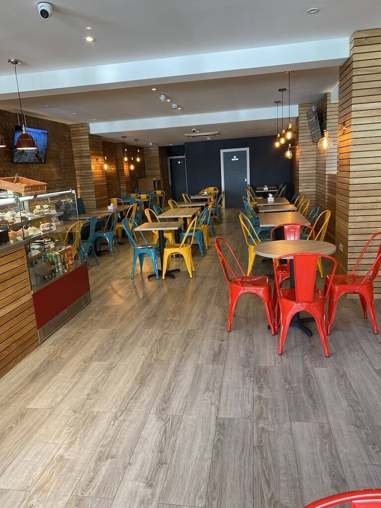 Very good location restaurant for sale in Burnt Oak (Edgware) North London area