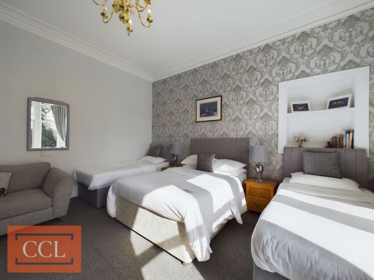 Popular and thriving nine-bedroom hotel in Kingussie