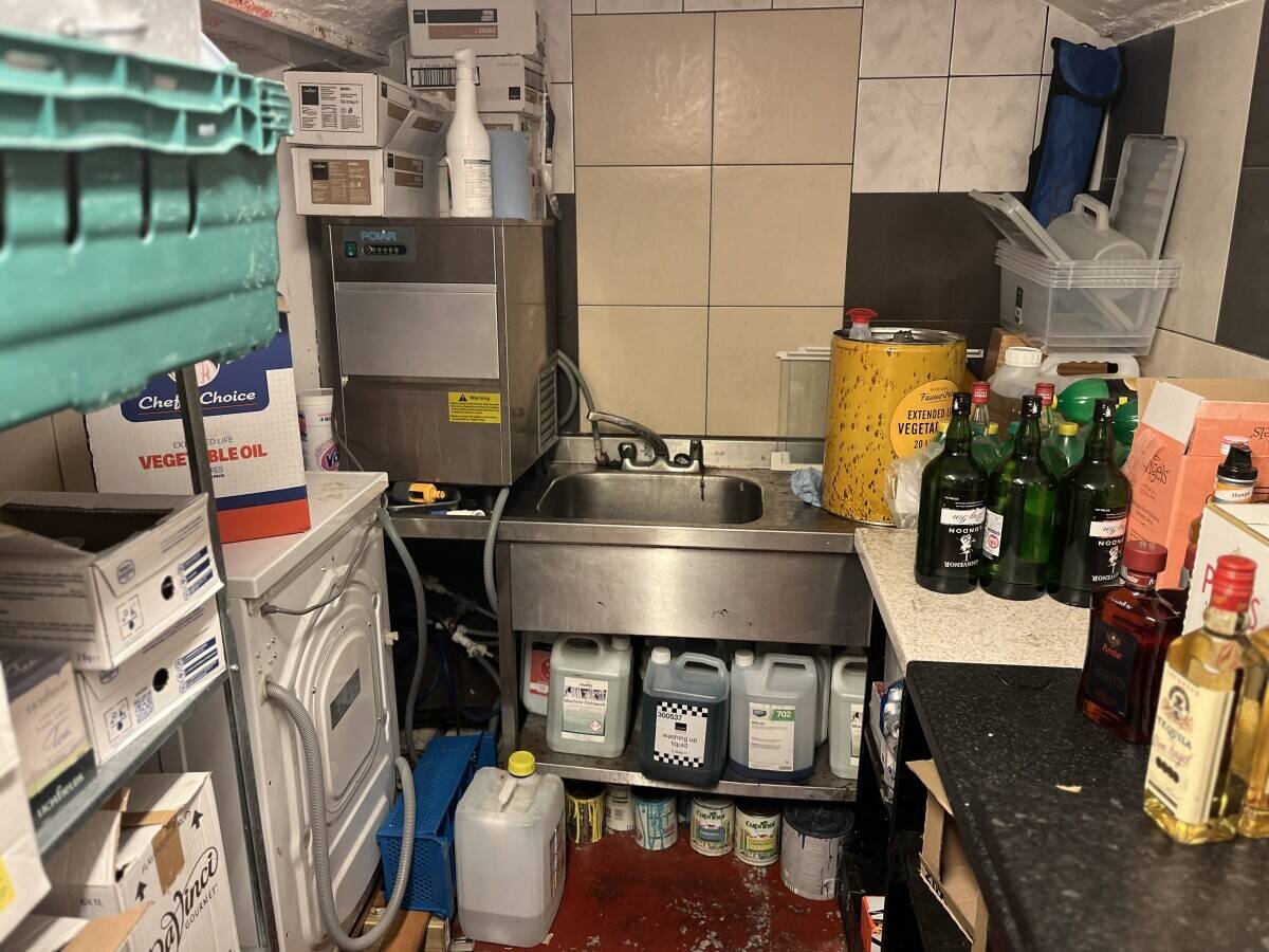 Popular Tapas bar/brunch/dinner/taproom/cocktail bar in Eastbourne Photo 15