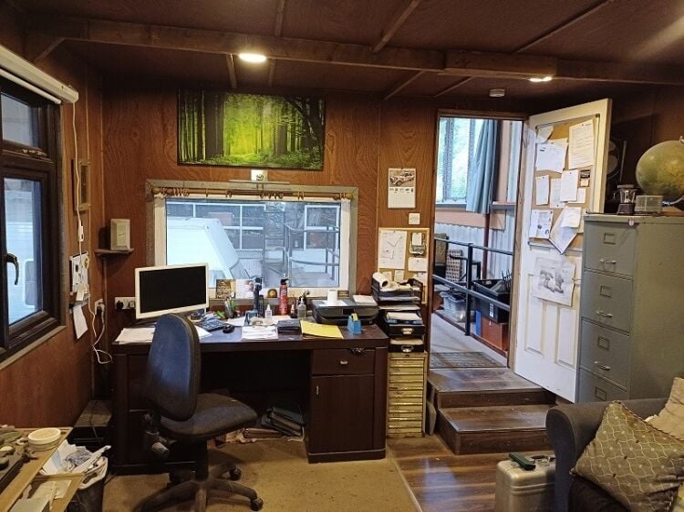 Well established repairs and restoration business for sale
