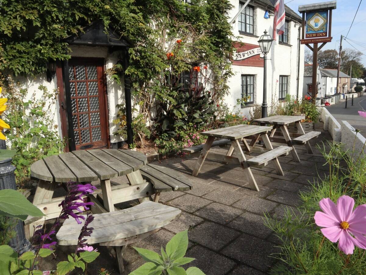 CORNWALL – ESTABLISHED VILLAGE FREEHOUSE WITH LETTING ROOMS ON ATLANTIC HIGHWAY Photo 15