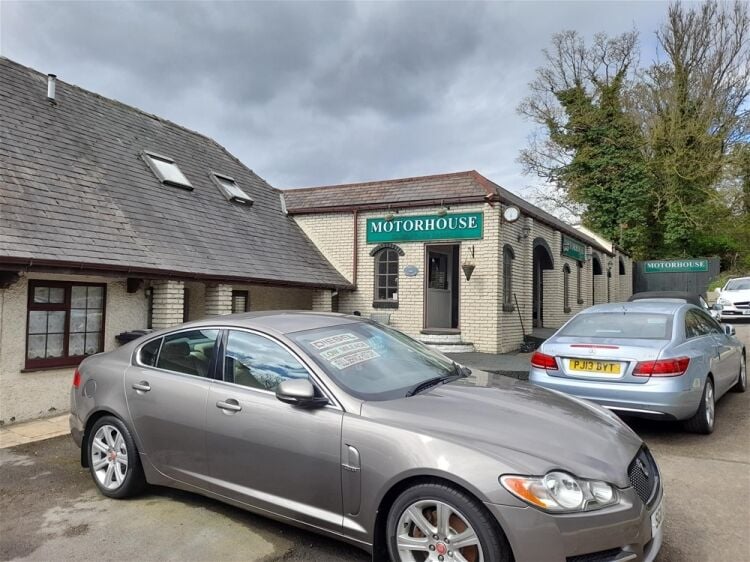 House For Sale in Harrogate