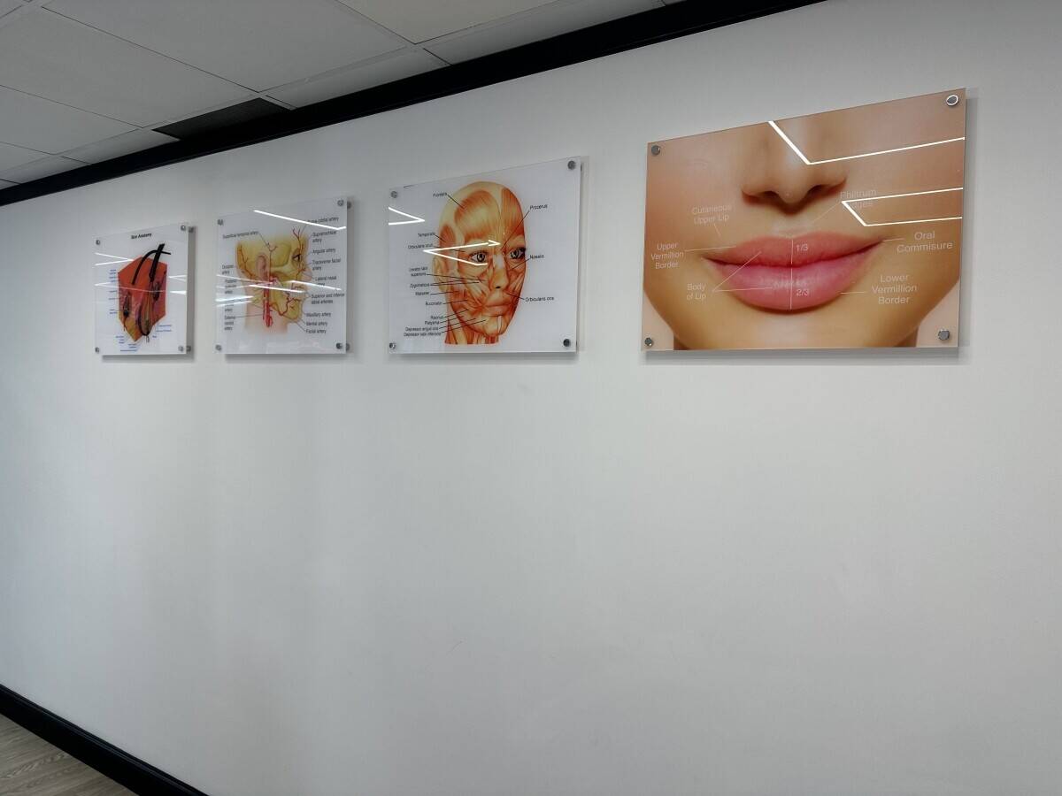 Established beauty salon Manchester Photo 15