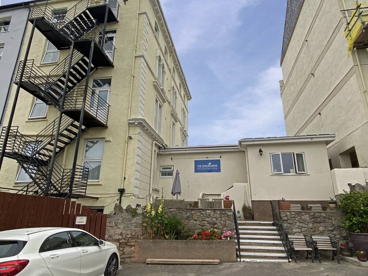 SHELBOURNE HOTEL, LLANDUDNO - 16 BEDROOM HOTEL IN PRIME SEAFRONT POSITION WITH PRIVATE CAR PARK Photo 15