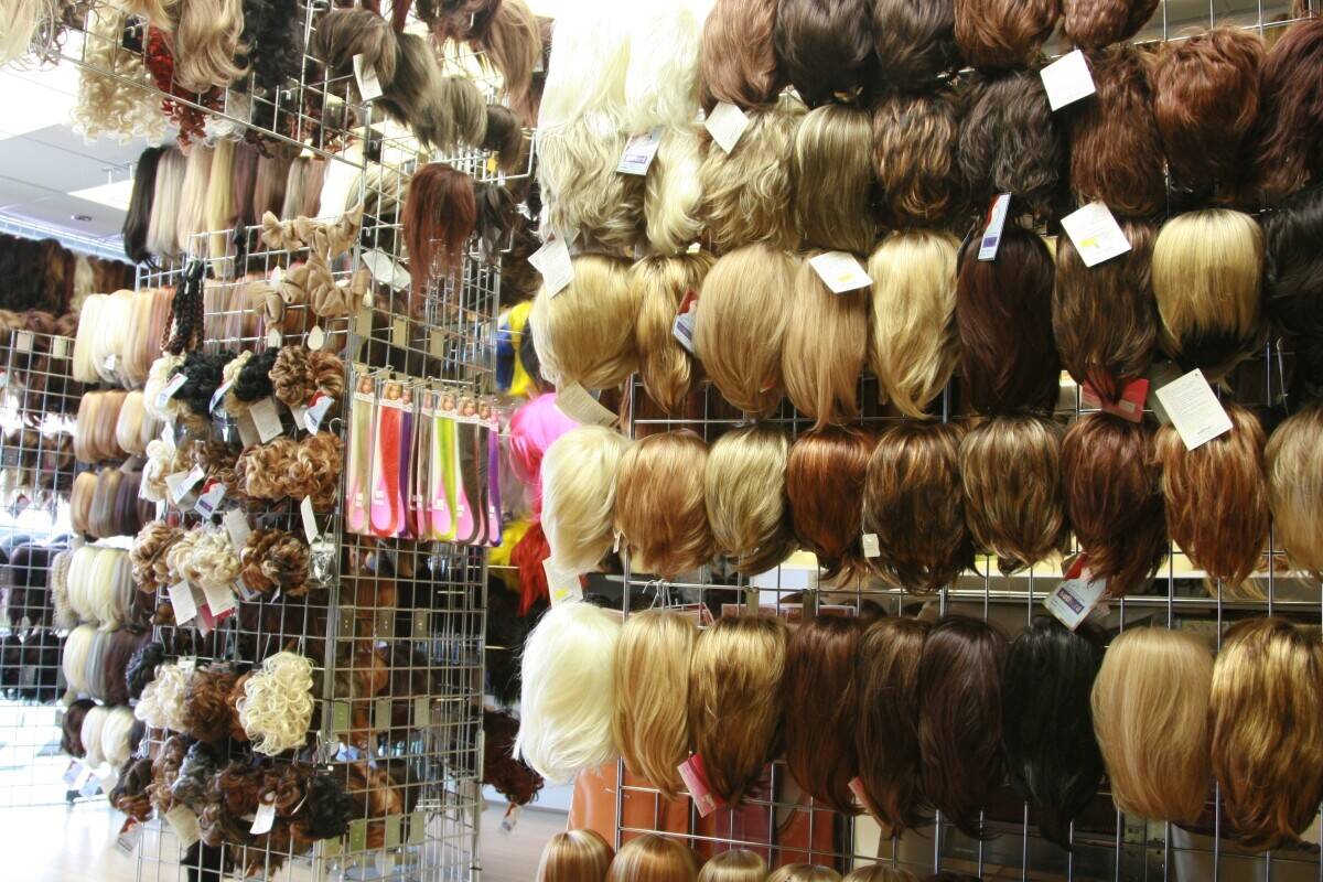 Professional Wigs salon for sale in cheam london Photo 15