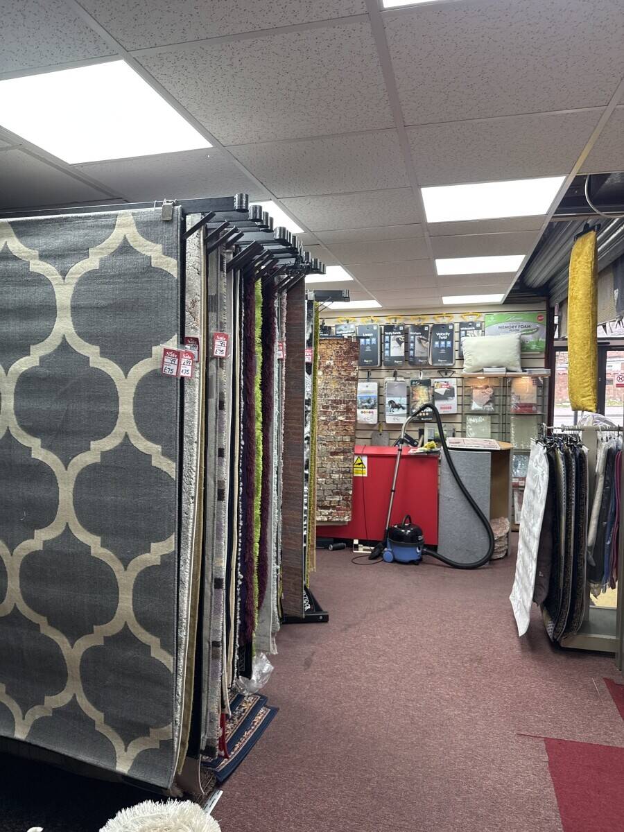 Busy Bedding & Homeware Shop in Busy Gorton Market Photo 15