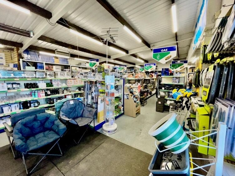 Leasehold Camping & Leisure Equipment Business Located Just Outside St Agnes, Cornwall Photo 15