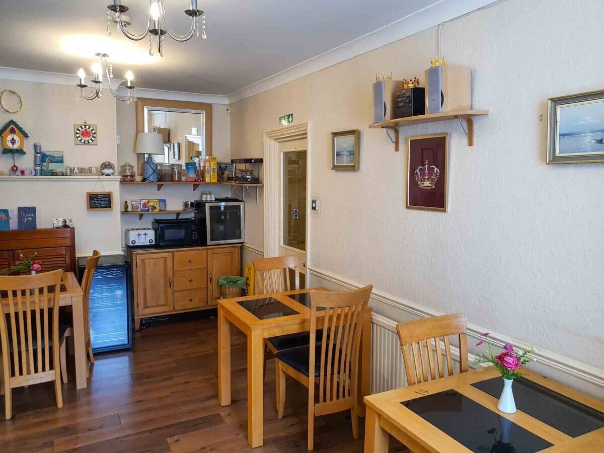 A Spacious Former Guest House in a Prime Location