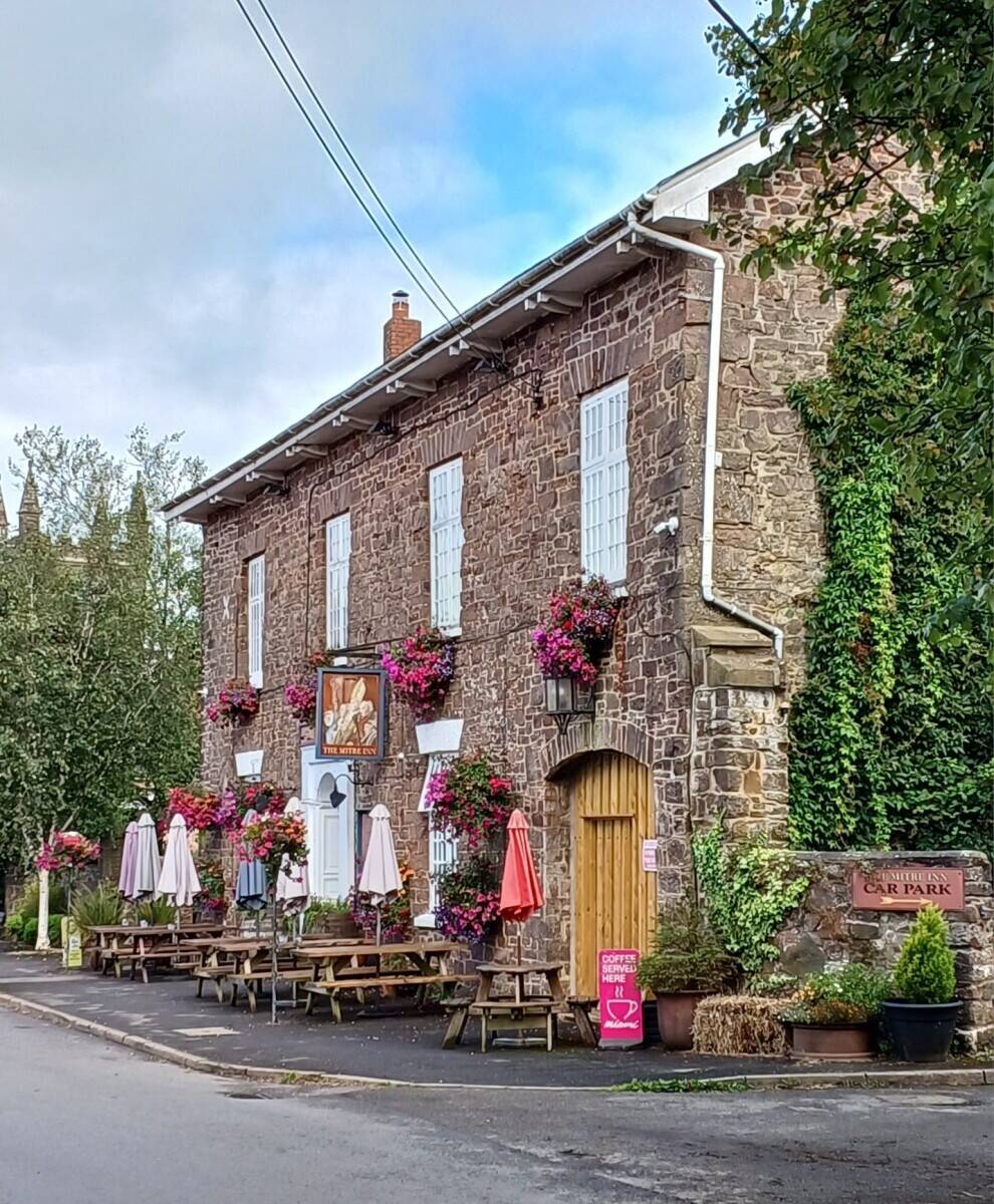 Devon Village Inn With 5 Letting Rooms, a Letting Apartment and 3 Bedroom Owners Accommodation Photo 15