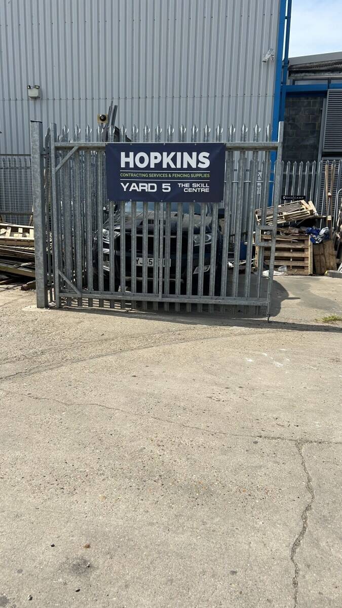 Profitable and well-established fencing business for sale in Hampshire. Photo 15