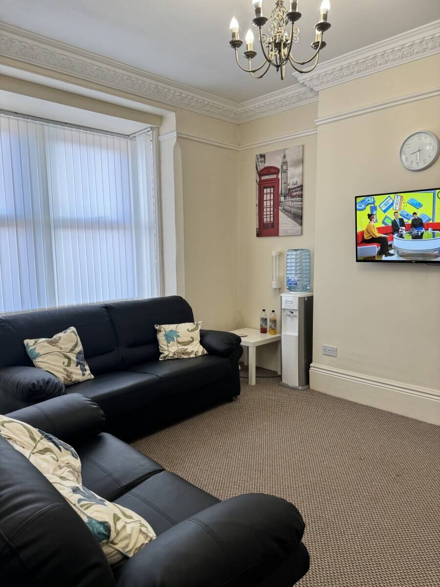 Laser & Cosmetic Clinic for Sale in Mansfield Nottinghamshire Photo 15