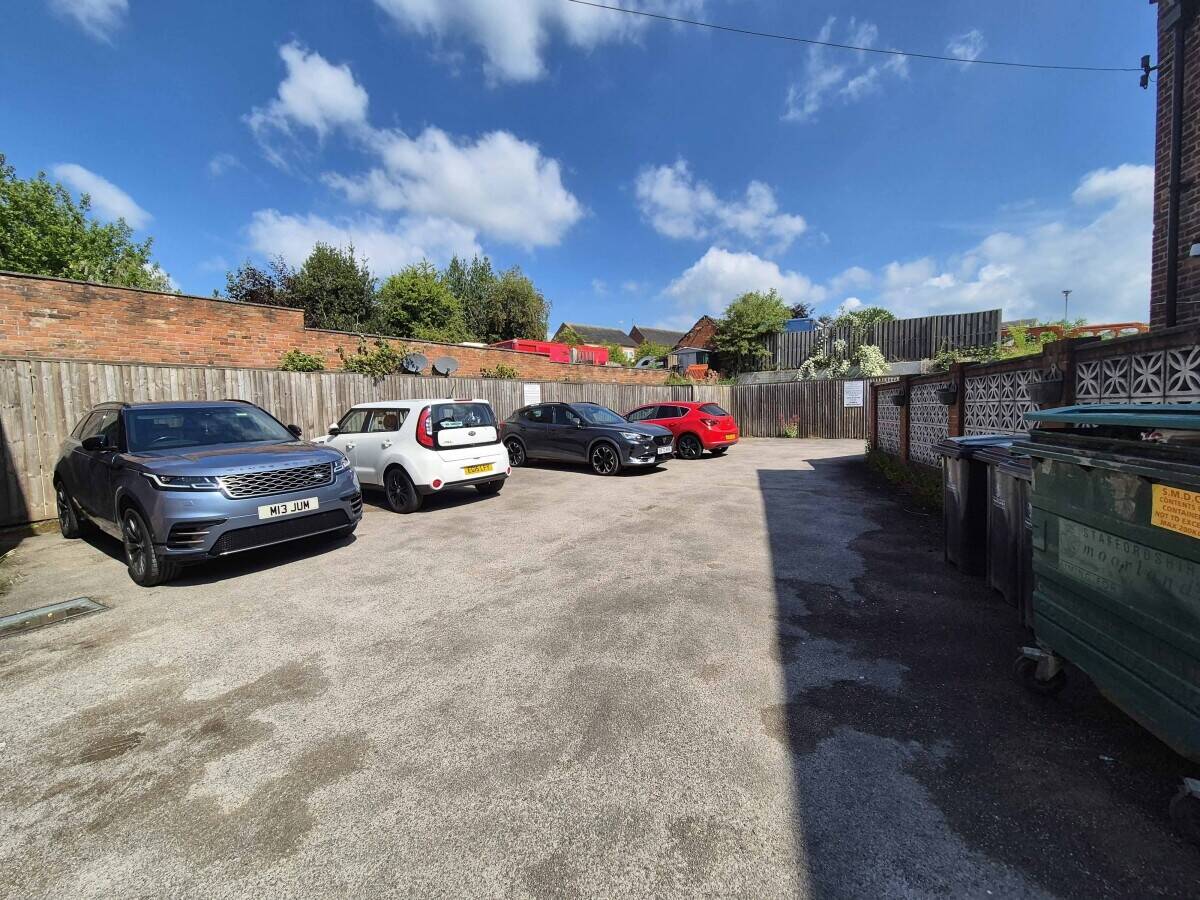 STAFFORDSHIRE MOORLANDS - MIXED USE INVESTMENT OPPORTUNITY