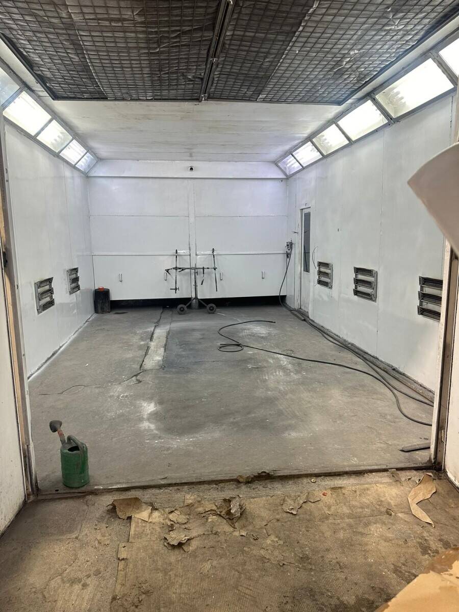 Established Vehicle Body Shop for Rent or Sale