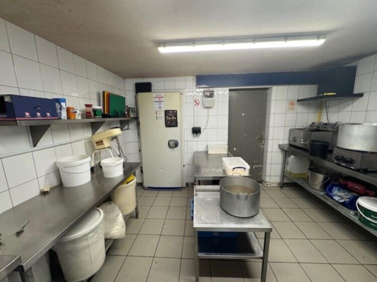 Leasehold Fish & Chip Takeaway Located In Tile Cross, Birmingham